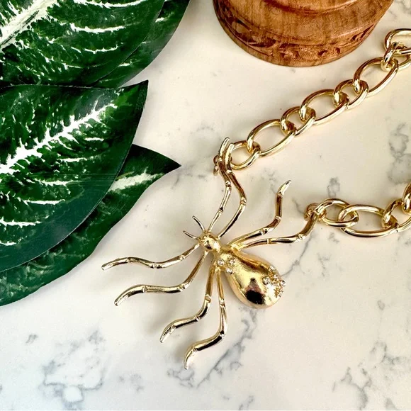 Zara Golden Bejeweled Spider Necklace Halloween Special Collection Statement NEW - Picture 7 of 14